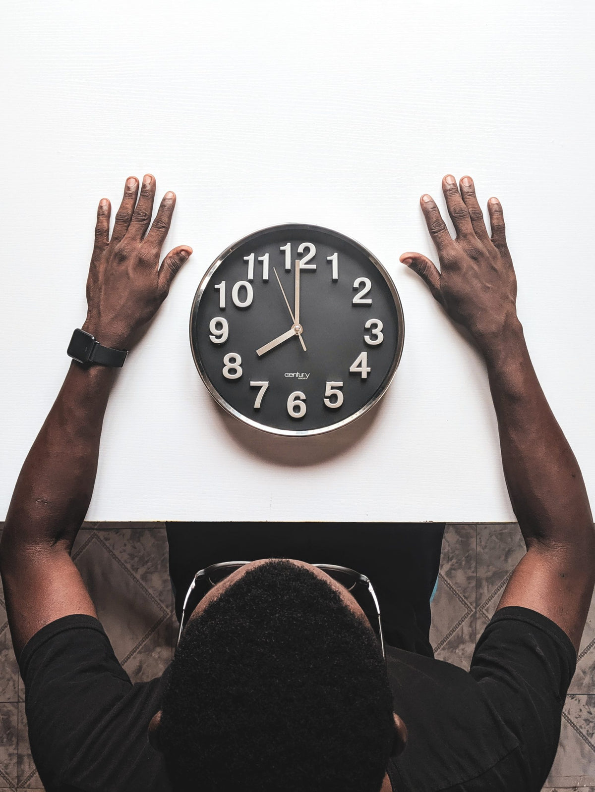 Seasonal time transitions and depressive episodes